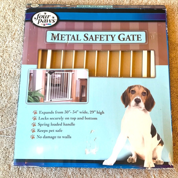 four paws pet gate